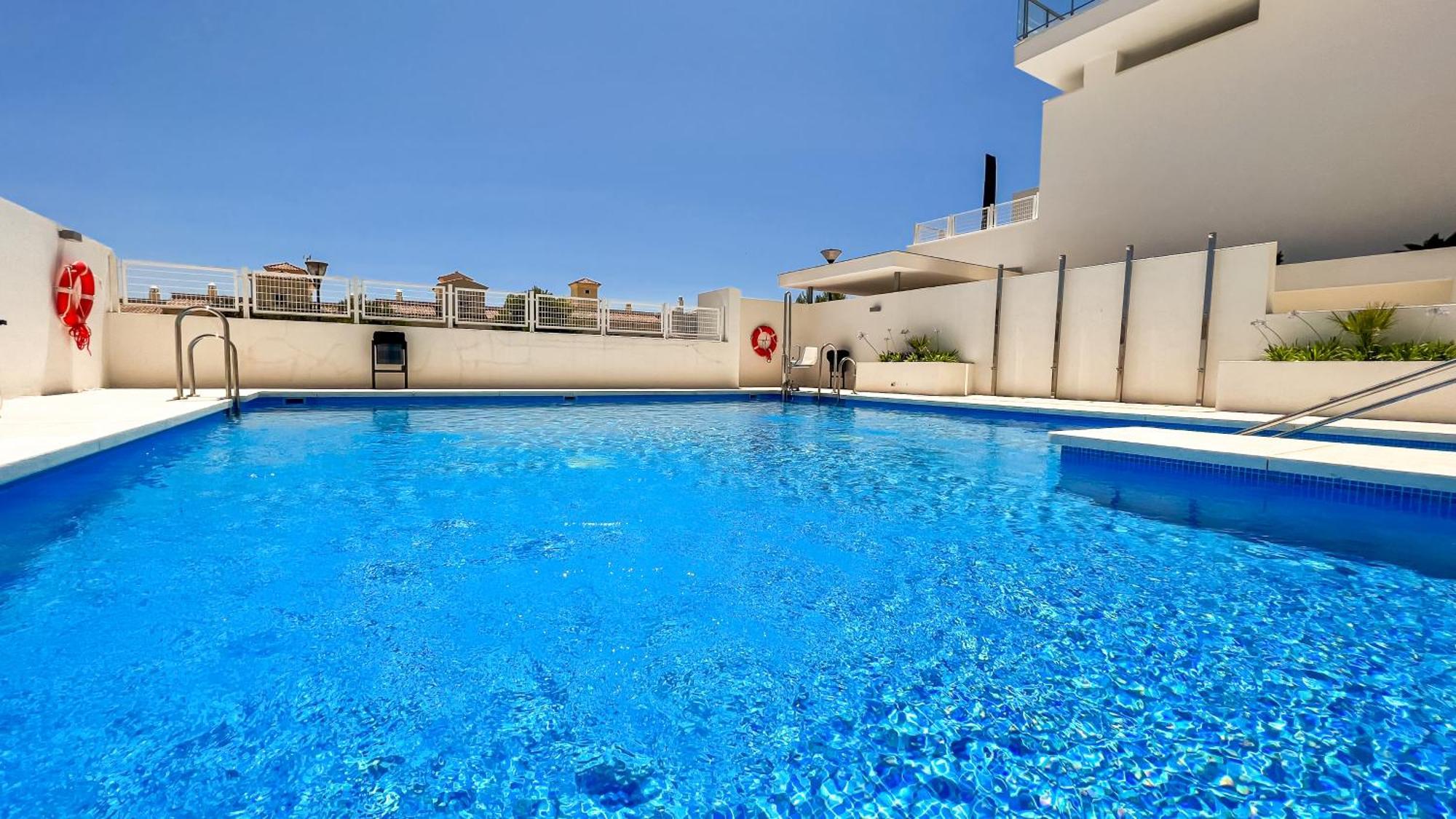 La Serena Mar, Pueblo, Luxury With Jacuzzi Apartamento Benalmádena